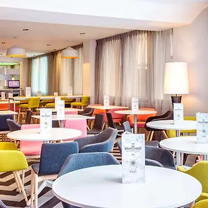 Hotel Ibis Styles London Heathrow Airport, Hillingdon