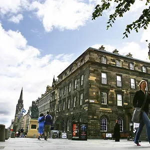 Parliament Sq , Edinburgh United Kingdom